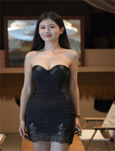 《美女被爆操后高潮喷水》