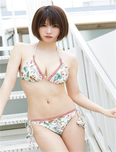 《十个男人躁一个女人视频》