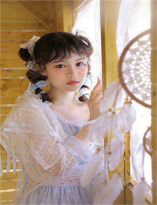 《美女黄频视频大全免费的》