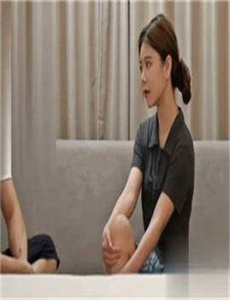 《阿公抱着我边摸边吃奶视频》